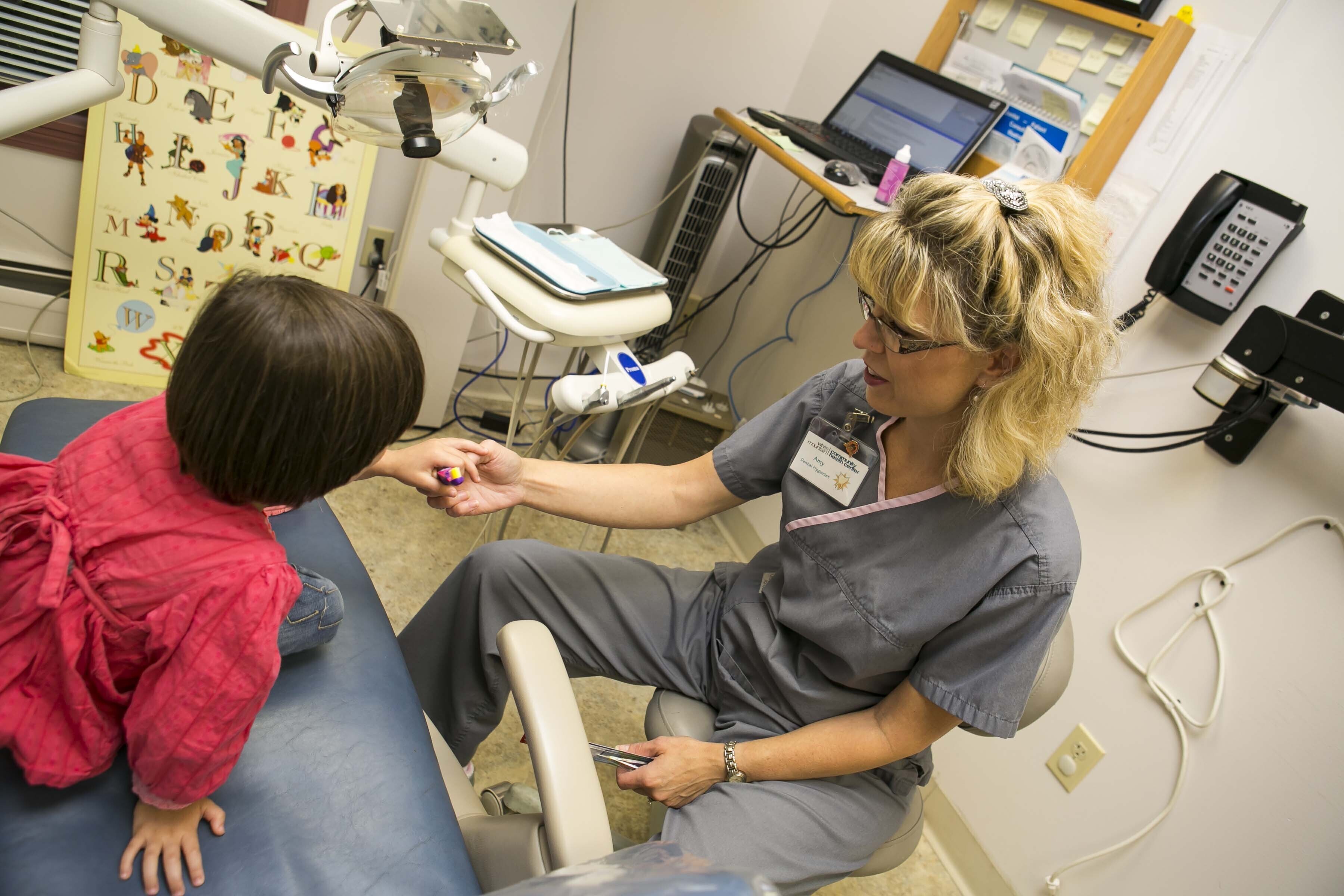 Teaching child dental hygiene